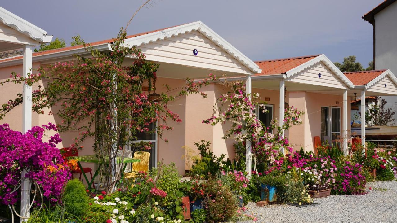 Yelken Bungalov Bed & Breakfast Milas Exterior photo