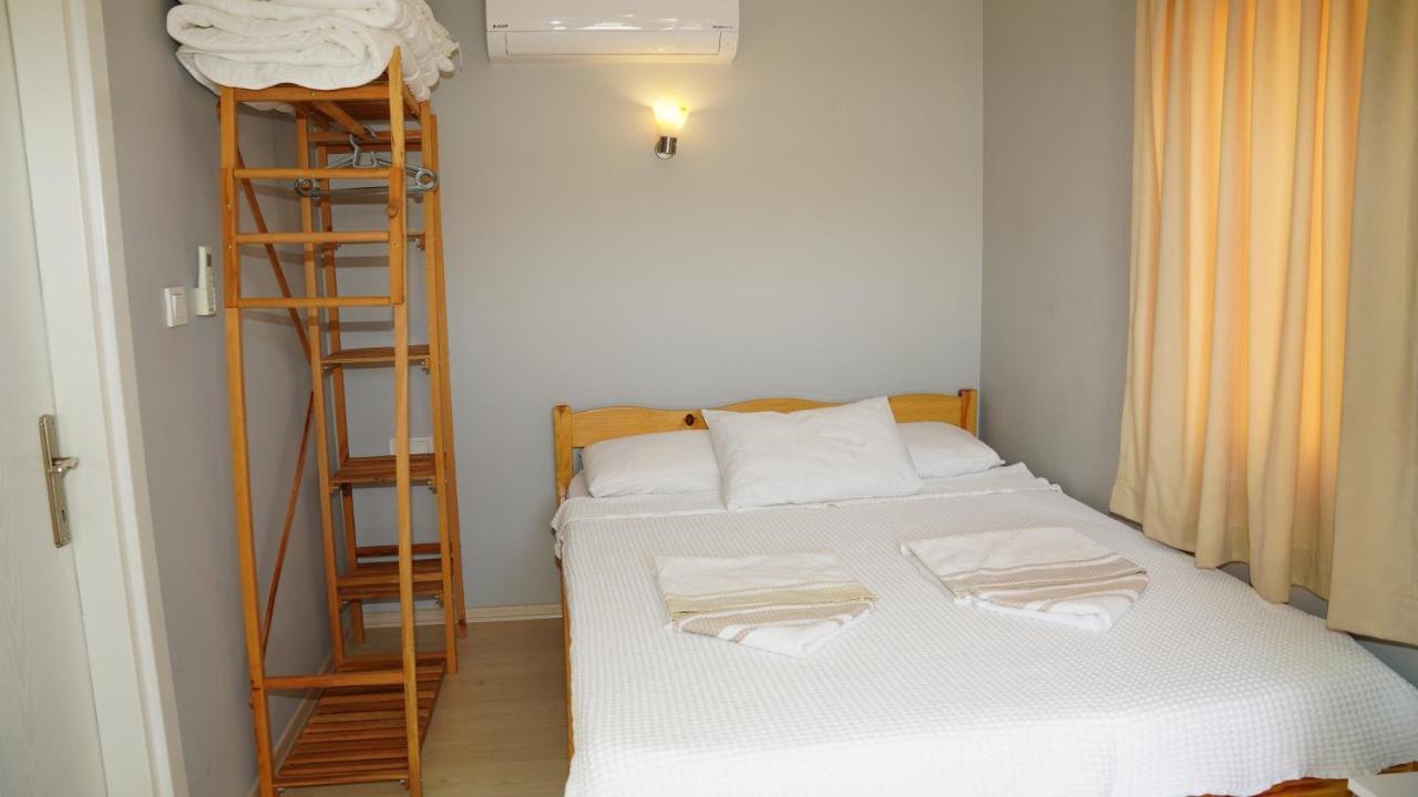 Yelken Bungalov Bed & Breakfast Milas Exterior photo